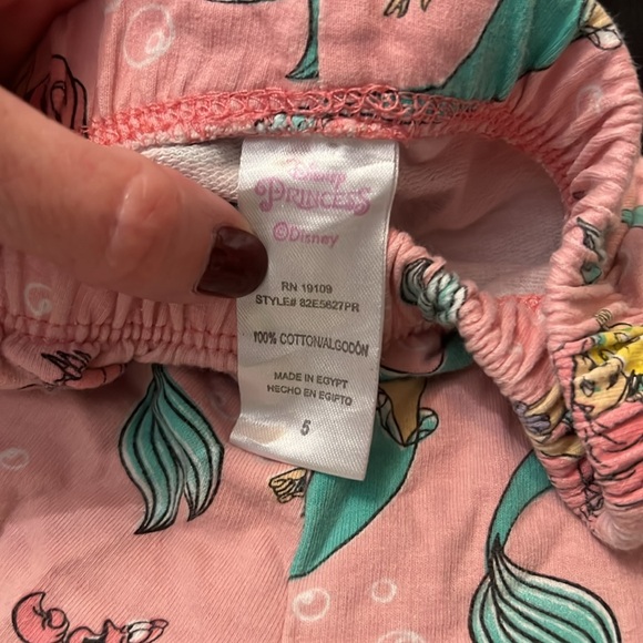 Disney Princess Ariel short and T-shirt set size 5 great condition - Picture 7 of 9